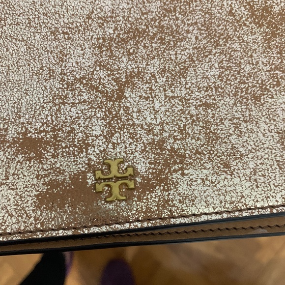 Tory Burch Gold handbag - Picture 3 of 3